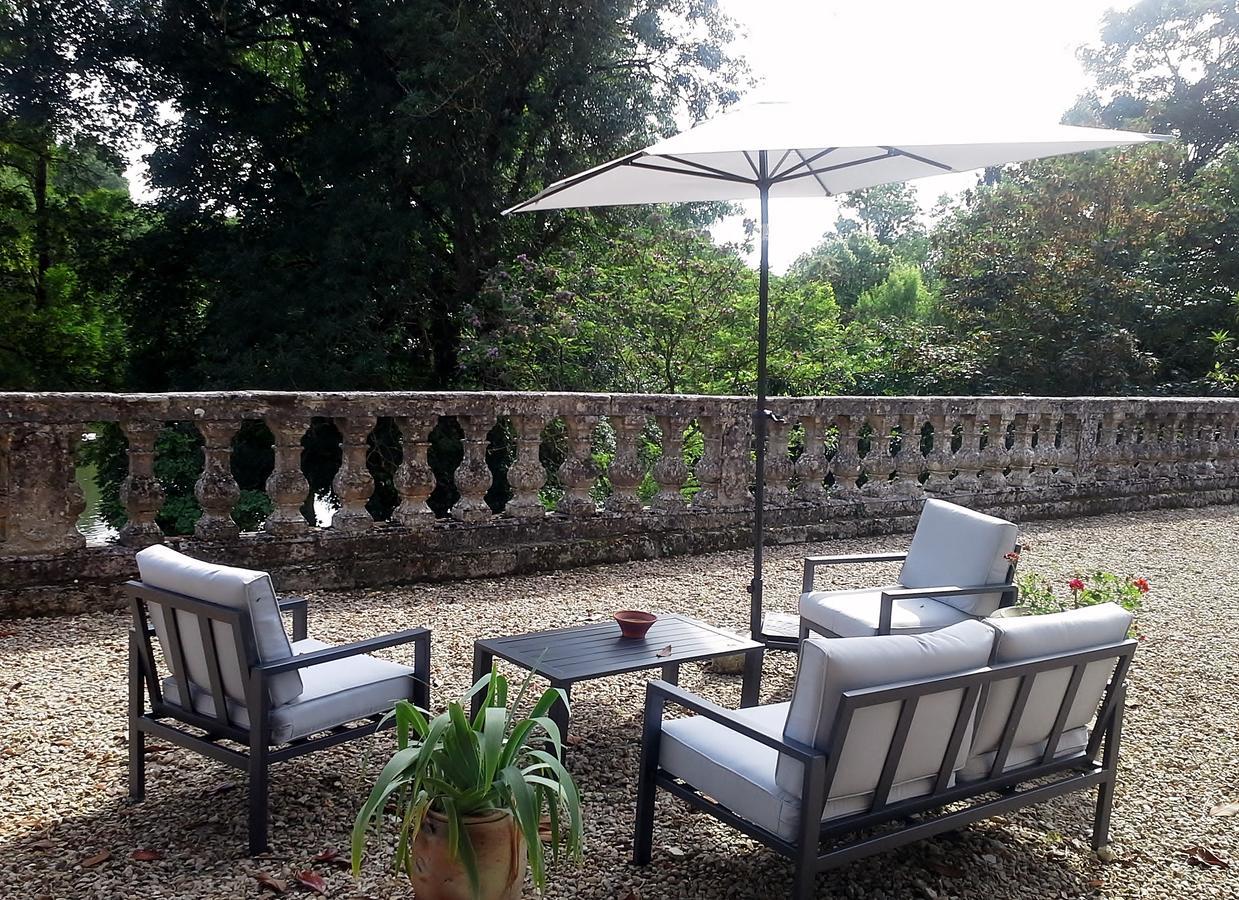 Le Logis De Ruelle Bed & Breakfast Dış mekan fotoğraf